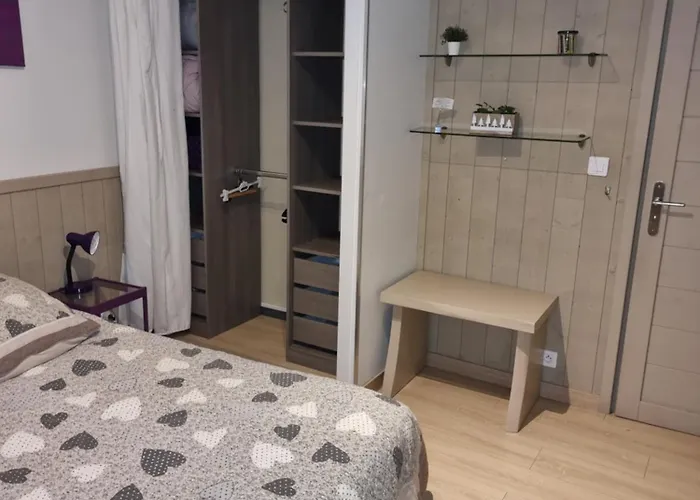 Aix Centre Cosy Calme Garage Terrasse Apartment *